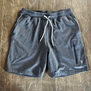 Sunday Performance Short